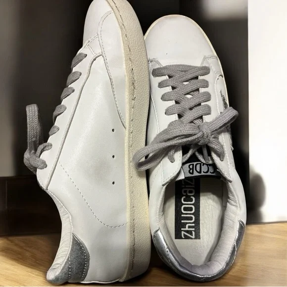 Zhuocaizi Golden GGBD SSTAR Women's White and Silver Star Sneakers - Picture 3 of 7
